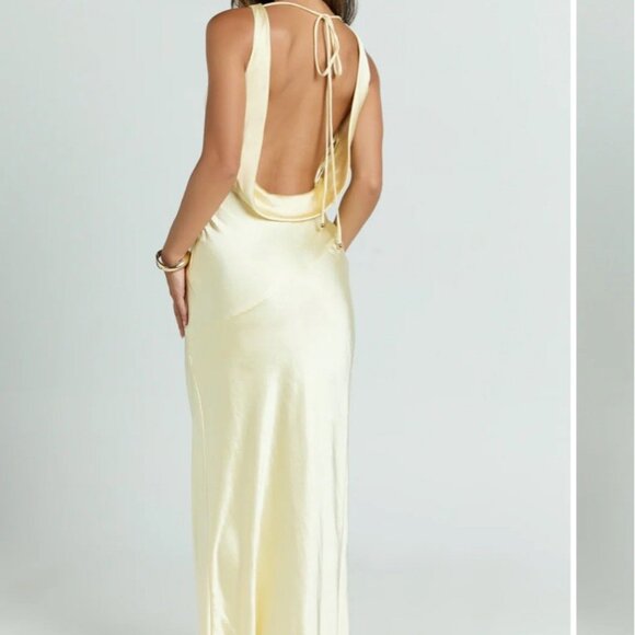 Showpo ADILAH Dress - NEVER WORN - Picture 1 of 3